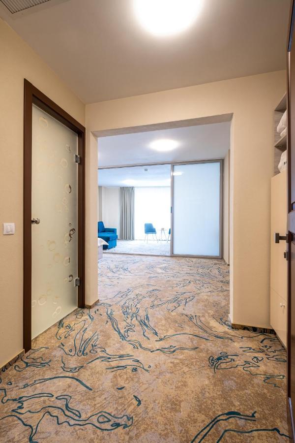 Fiald Hotel&Spa Bacău Buitenkant foto